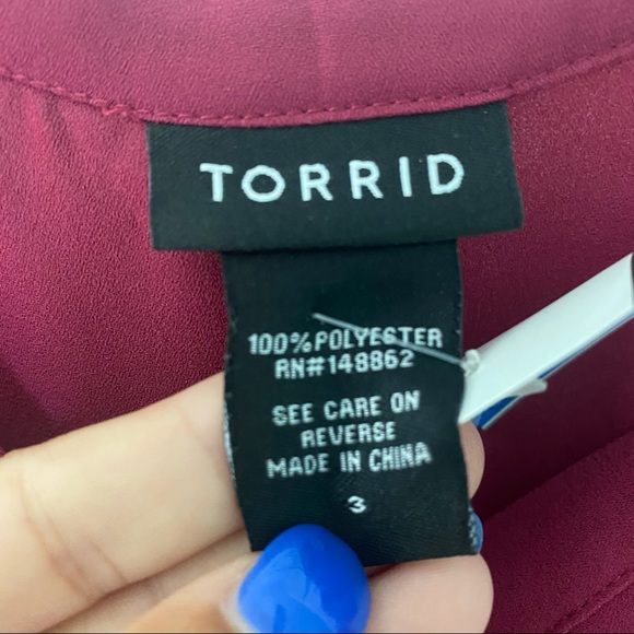 Torrid wine blouse top size 3 - Picture 3 of 3